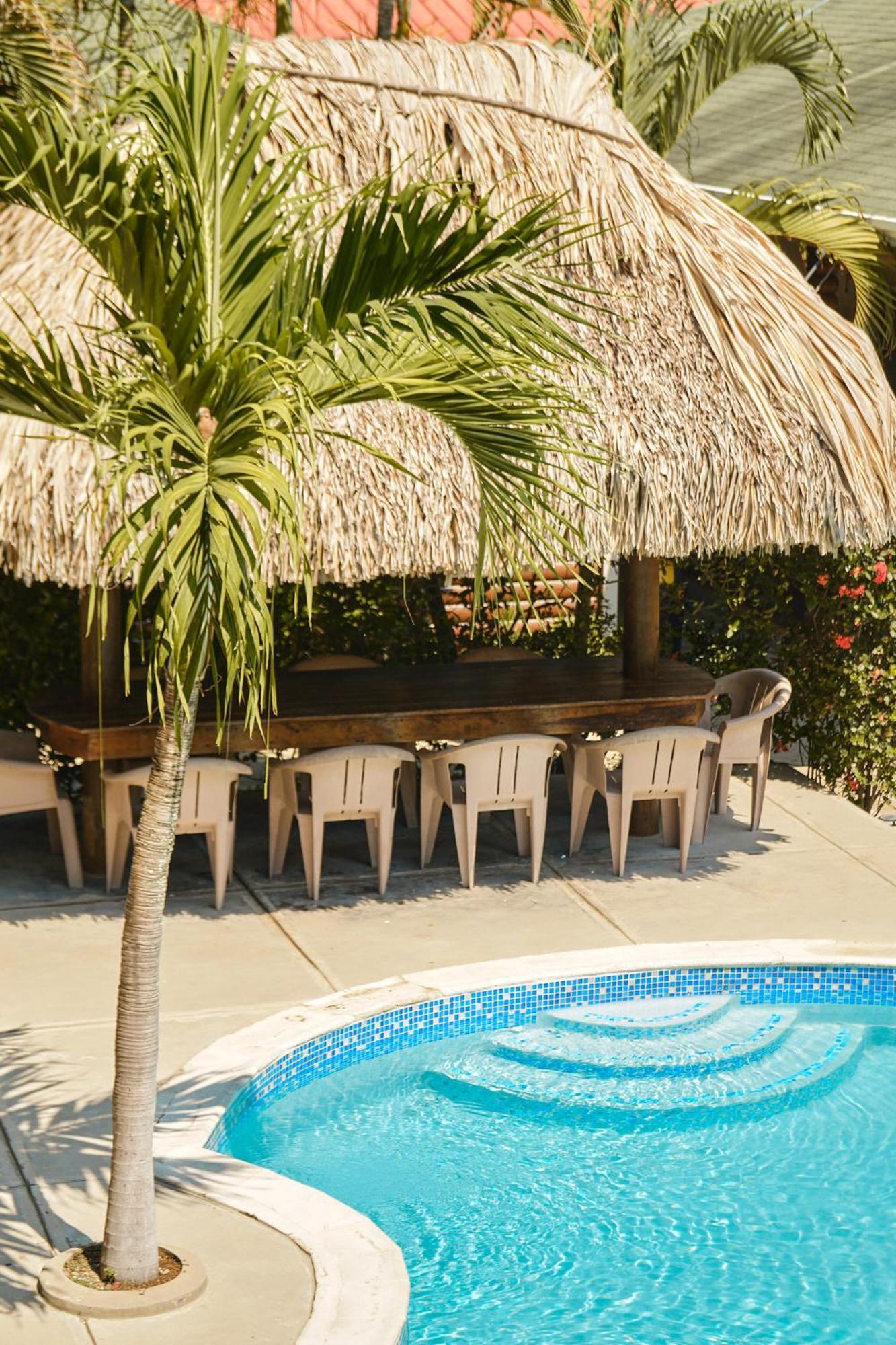 Hotel y Cabañas Playa Caribe Tela Exterior foto