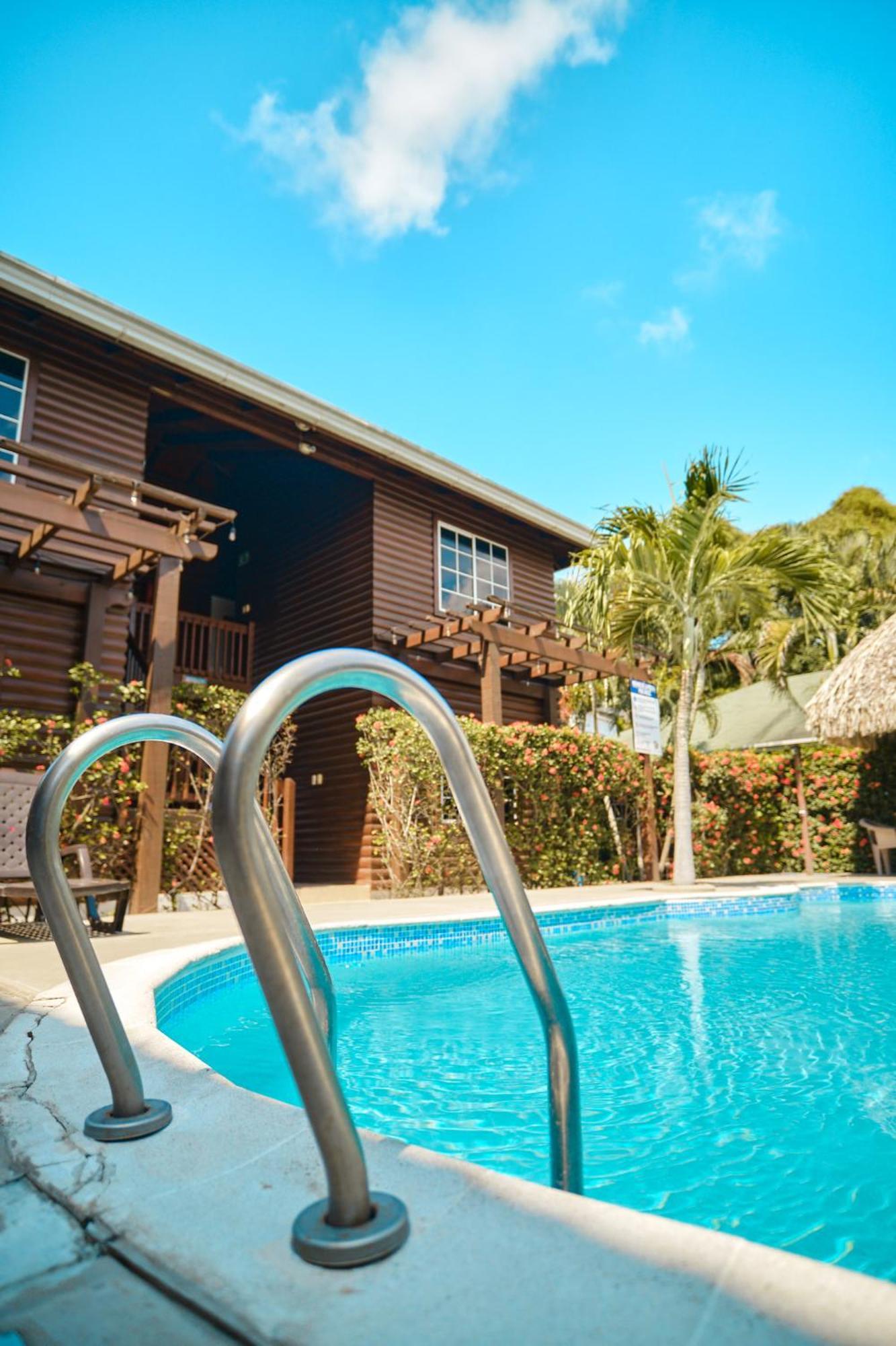 Hotel y Cabañas Playa Caribe Tela Exterior foto